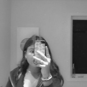 Meet your Posher, Lauriane